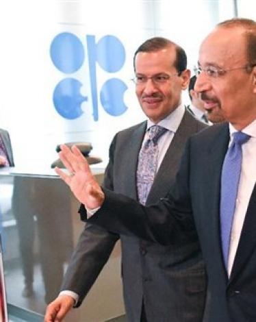 أوبك وروسيا: الطريق ممهد لاتفاق تاريخي