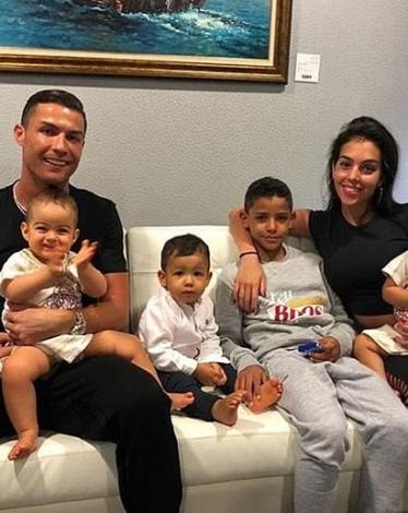 8235450-0-image-a-8_1546884718611