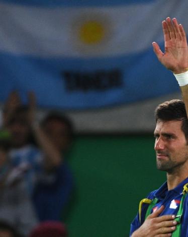 ديوكوفيتش يبكي بعد خروجه على يد ديل بوترو