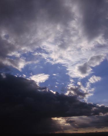 clouds-lo0w