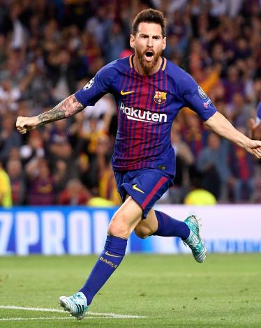 ميسي سعيد بالمئوية.. ويرد على كونتي