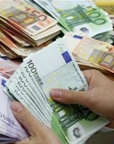 جاءت أسعار صرف العملات مقابل الشيقل الإسرائيلي اليوم على النحو التالي: صرف الدولار الأمريكي مقابل: 3.65 شيقل. صرف اليورو الأوروبي مقابل: 3.86 شيقل. صرف الدينار الاردني مقابل: 5.16 شيقل. صرف الجنية المصري مقابل: 0.20 شيقل.