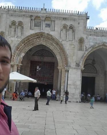 الأسير الجريح خالد مخامرة