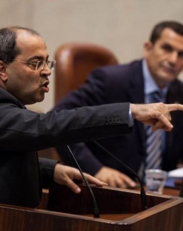 الطيبي يطرد نائباً إسرائيلياً من قاعة الكنيست