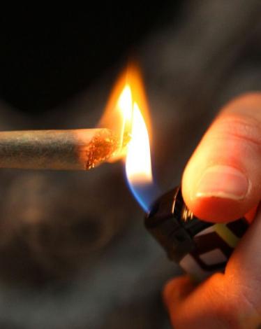 دراسة: 26500 شخص يتعاطون المخدرات بشكل خطر