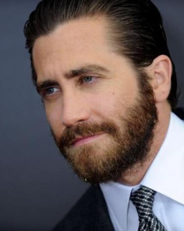 jyk_jylynhl_lhy_jake-gyllenhaal-beard