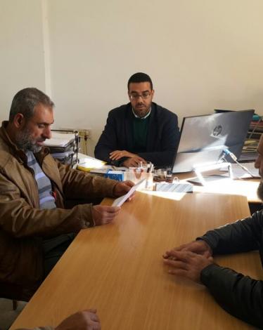 خلال لقاء نقابة السائقين وبلدية غزة