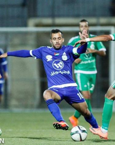 اللاعب أحمد عواد
