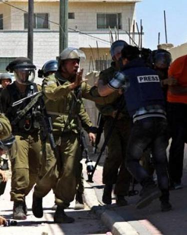 الاعتداء على صحفيين