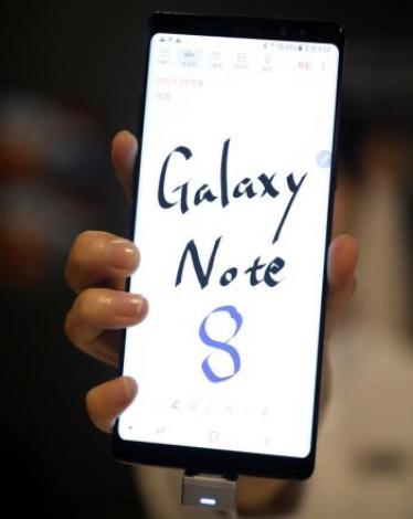 بعض المستخدمين أبلغوا أن بطارية 