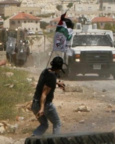 كفر قدوم تطالب بتصعيد المقاومة الشعبية في وجه الاحتلال