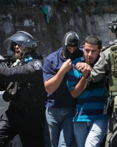 large-الشرطة+الإسرائيلية+تعتقل+فلسطينيين-+هآرتس