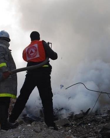 الدفاع المدني بالقطاع يخمد 105 حرائق بنوفمبر