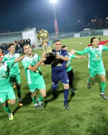 بطل الدوري الفلسطيني بالضفة