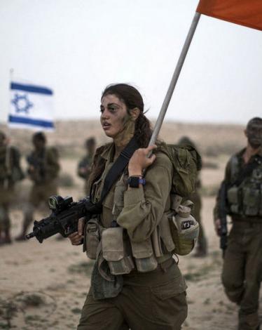 مجندة بجيش الاحتلال