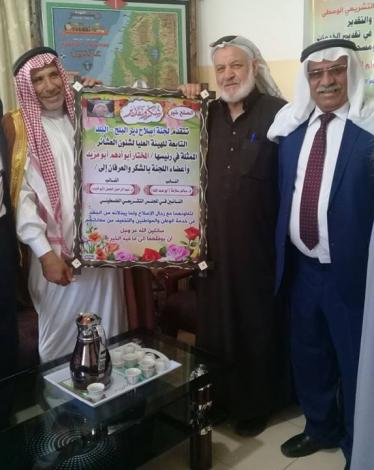 النائب سلامة يلتقي وفدا من وجهاء ومخاتير دير البلح