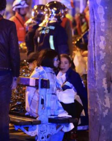 151114022352_paris_attacks_medical_aid_640x360_ap_nocredit