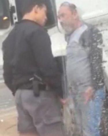 مهاجمة الشرطي للسائق المقدسي