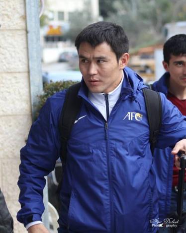 وصول طاقم تحكيم مباراة هلال القدس والسويق