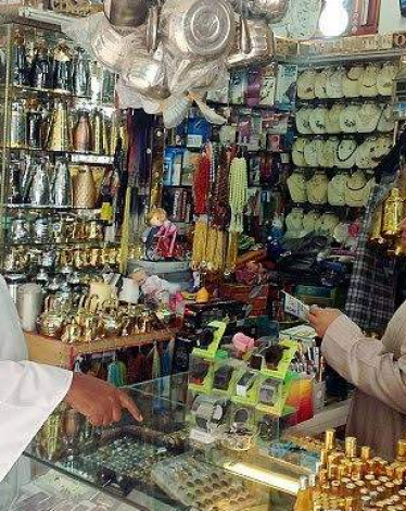 الأسواق المحلية.. خيار مفضل لشراء هدايا الحجاج