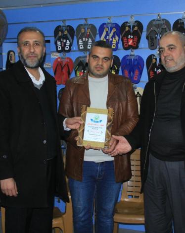 رابطة مساجد الوسطى تكرم صاحب مبادرة 