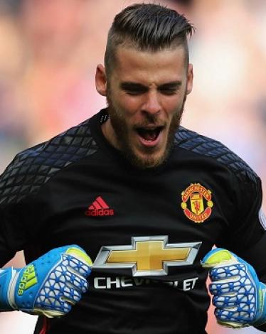 ريال مدريد يحسم قراره بشأن دي خيا ودوناروما