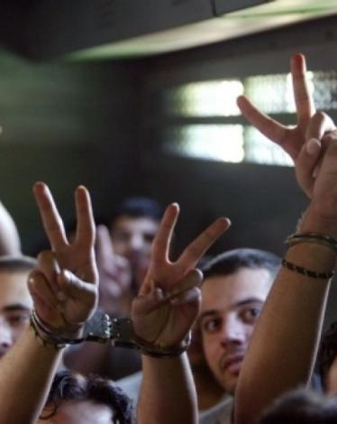 أسرى فلسطينيون في سجون الاحتلال الإسرائيلي