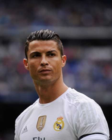 ميلان يستفسر عن موقف كريستيانو رونالدو
