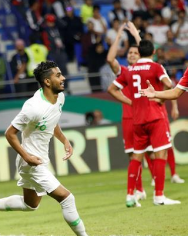 السعودية تطير لثمن نهائي كأس آسيا