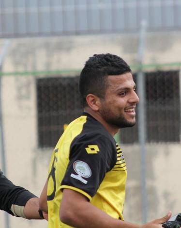 نجم خط وسط شباب يطا سعيد ذياب