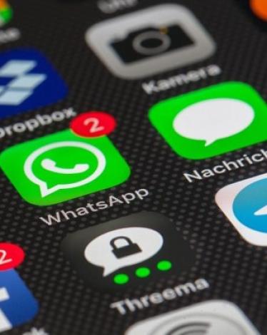 "واتساب" يفرض قيودًا على خاصية مهمة