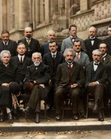 لماذا تصنّف هذه الصورة كأذكى صورة بالتاريخ؟