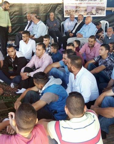 أهالي قلنديا يناشدون القيادة التحرك لوقف سياسة هدم المنازل