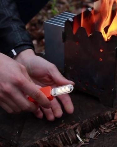 مهندس روسي يبتكر منقل شواء يشحن أجهزة محمولة