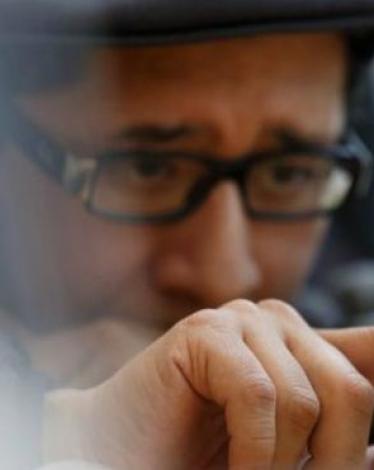 تراجع إيرادات أبل