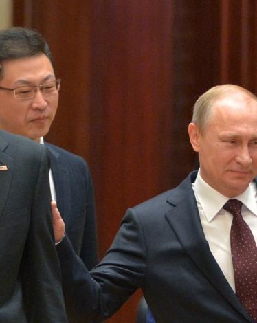 o-OBAMA-PUTIN-facebook