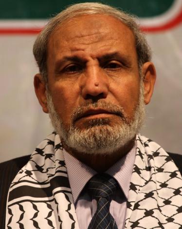 الزهار يدعو لنقل أدوات المقاومة للضفة المحتلّة