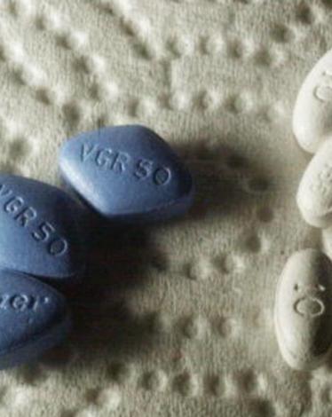 إلغاء أكبر صفقة اندماج بين شركتي دواء بالعالم