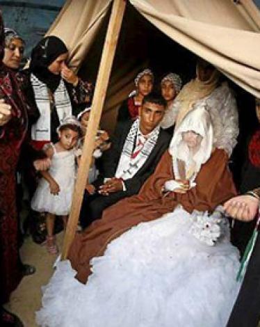 2014-gaza_au_bout_du_tunnel_le_mariage_307568742