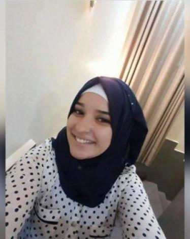 الأسيرة نورهان عواد تتفوق في الثانوية العامة