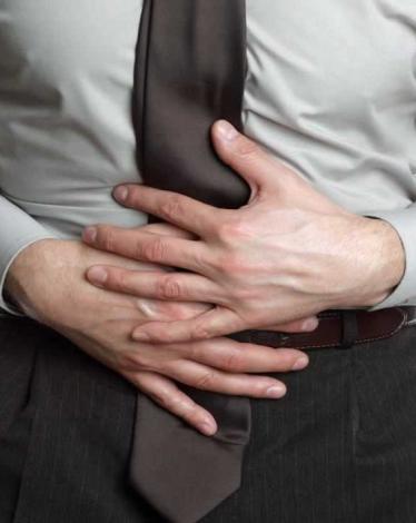 طرق طبيعية للتخلص من انتفاخ البطن المزعج