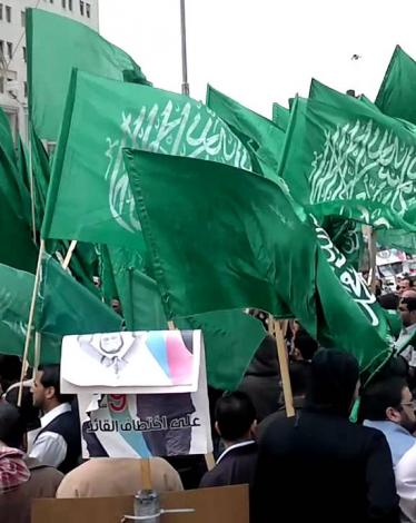 دراسة توثيقية تؤكد دور حماس الريادي المقاوم بالضفة