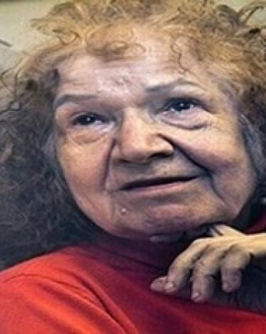 الجدة السفاحة تقتل أقاربها وتطبخ رؤوسهم في قدر حساء
