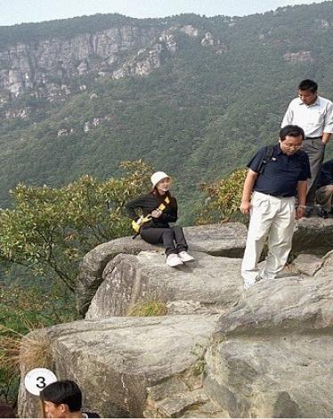 5962553d95a59778638b4567