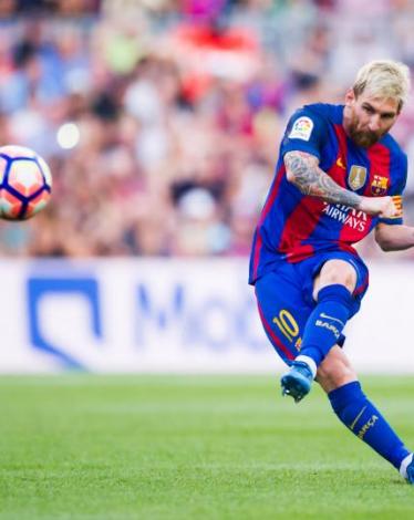 برشلونة يتخذ الخطوة الحاسمة للتجديد لميسي
