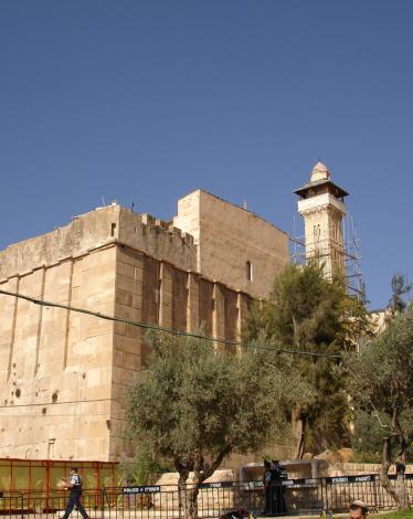 1310282300-الحرم الابراهيمي