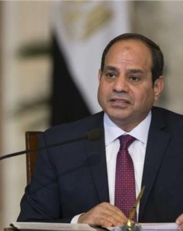 السيسي يتمنى وجود 10 مرشحين لخوض الانتخابات الرئاسية