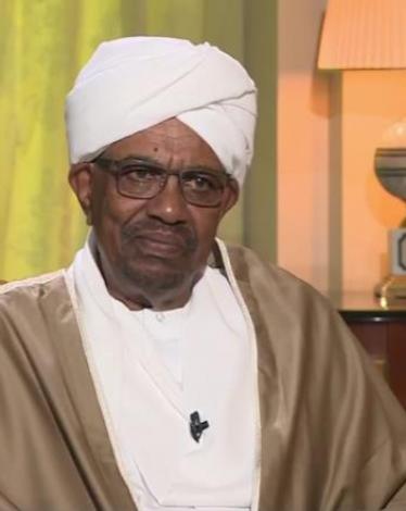 البشير: ما زلنا نصبر إزاء مصر رغم احتلالها أراضينا