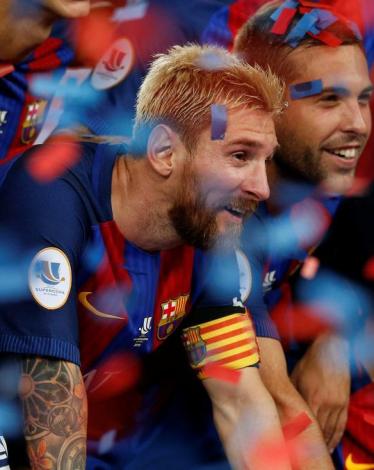 تجديد عقد ميسي