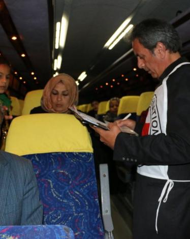 أهالي غزة يزورون 16 معتقلا من أبنائهم في رامون